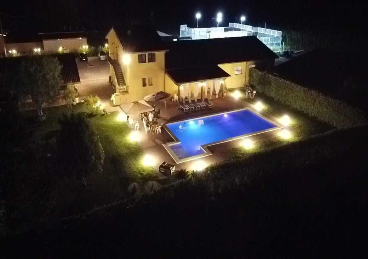 Agriturismo Casa Chiara Latina Zewnętrze zdjęcie