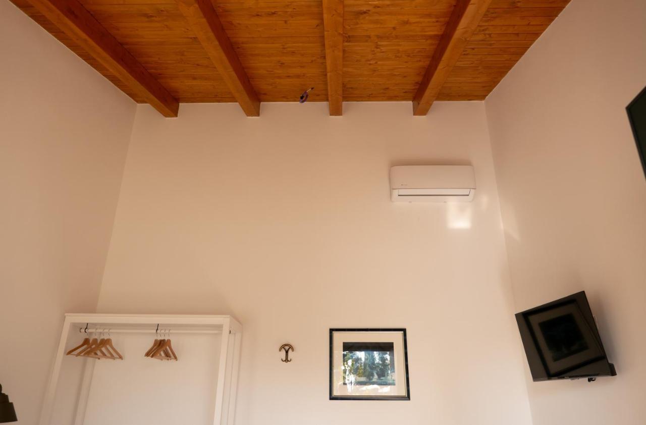 Agriturismo Casa Chiara Latina Zewnętrze zdjęcie