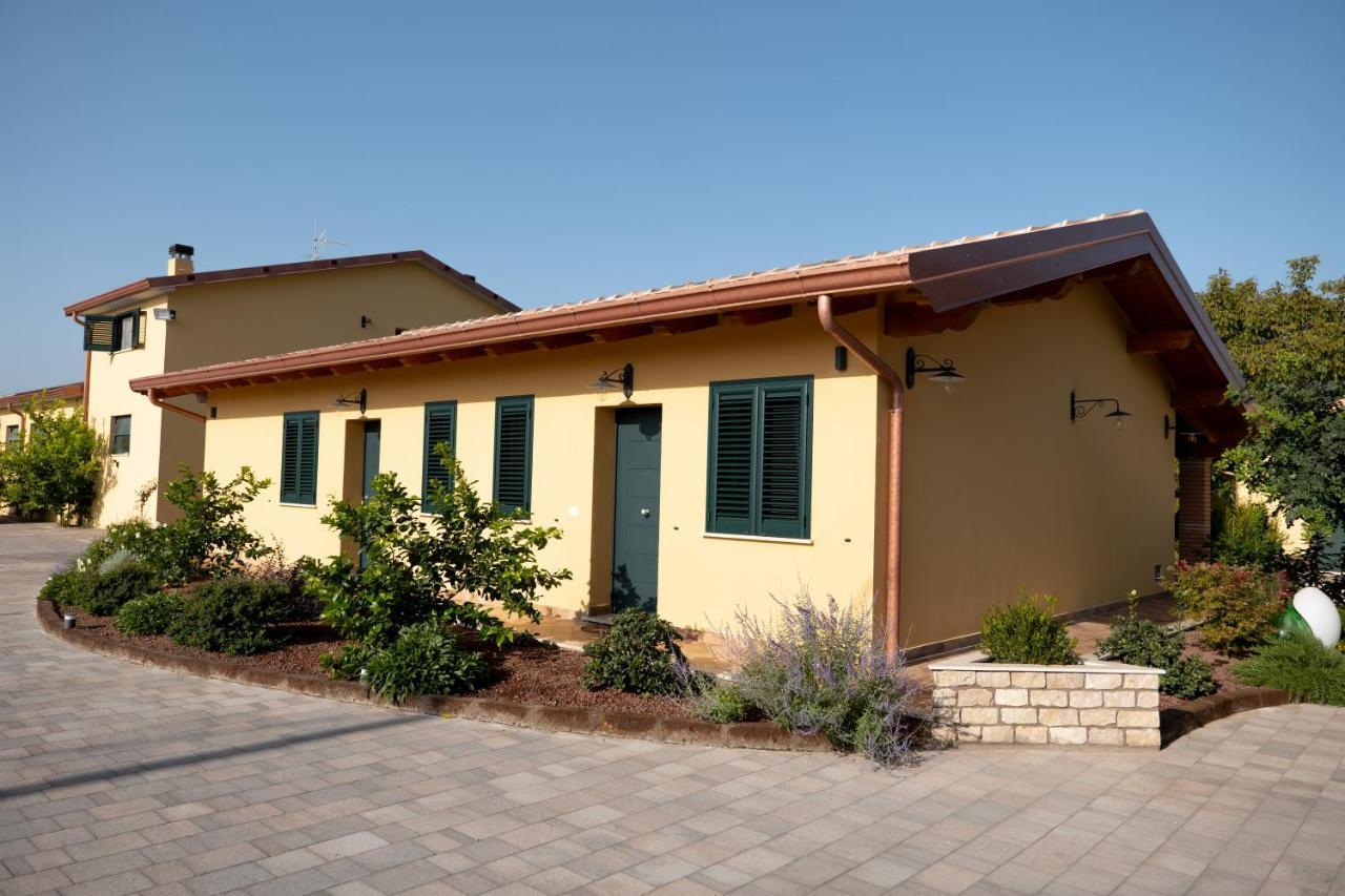 Agriturismo Casa Chiara Latina Zewnętrze zdjęcie