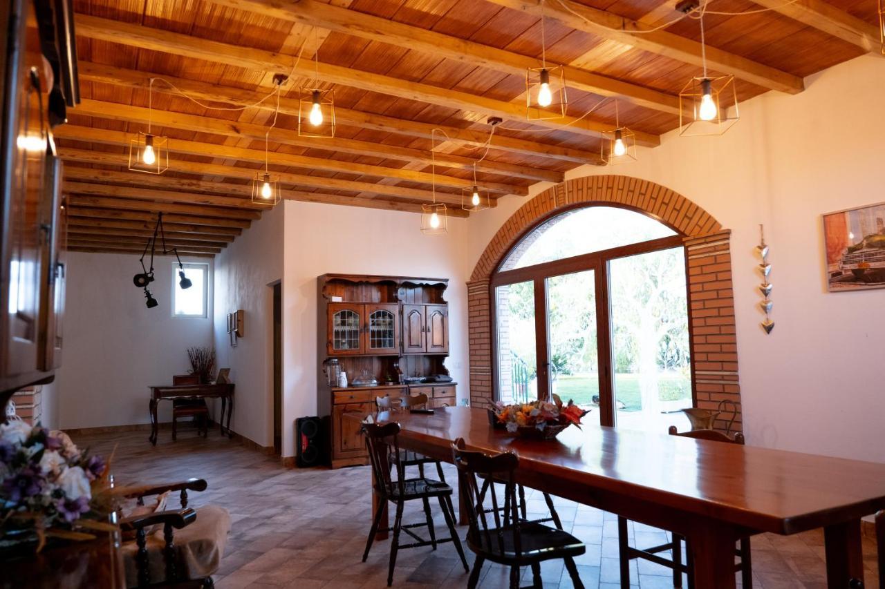 Agriturismo Casa Chiara Latina Zewnętrze zdjęcie