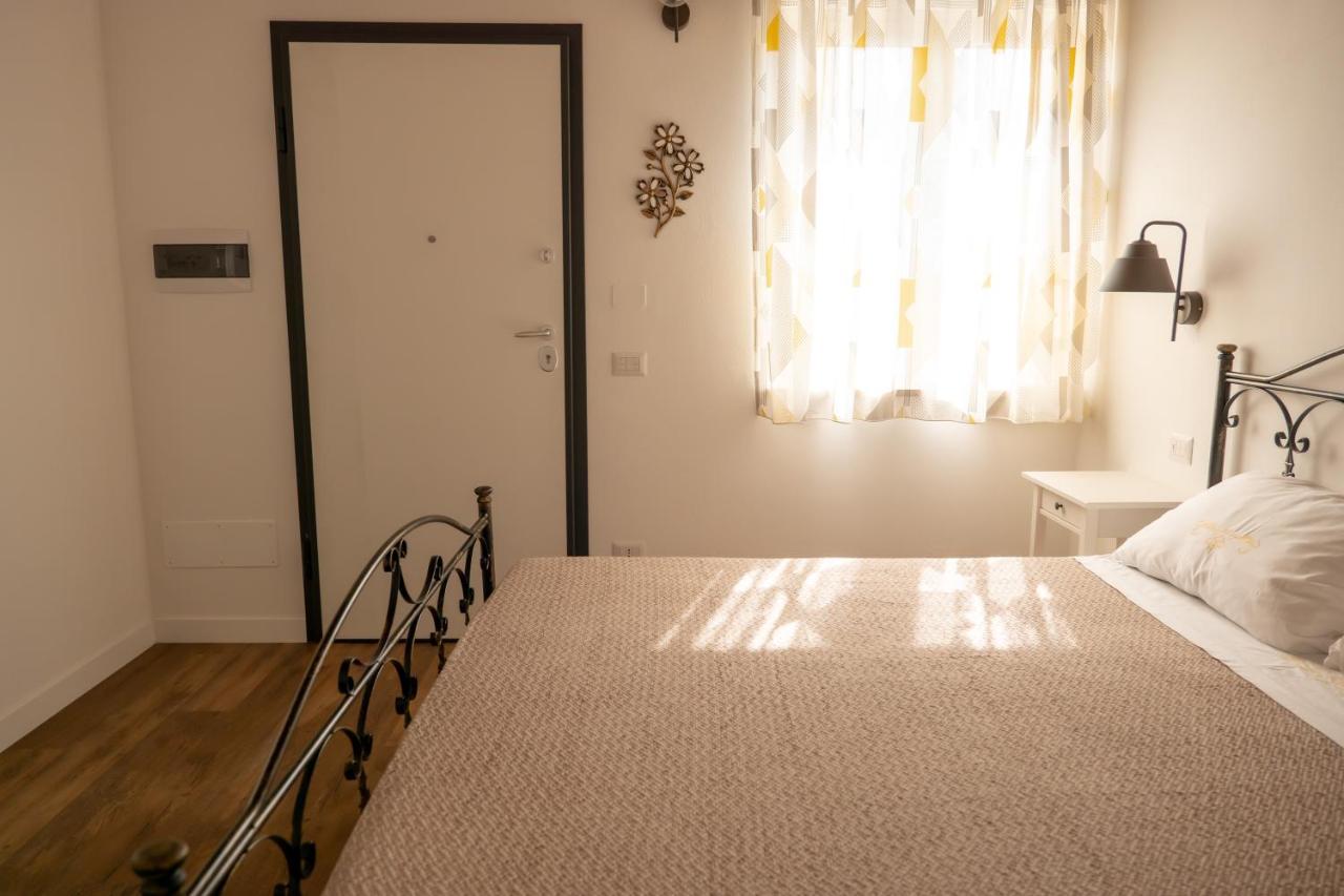 Agriturismo Casa Chiara Latina Zewnętrze zdjęcie