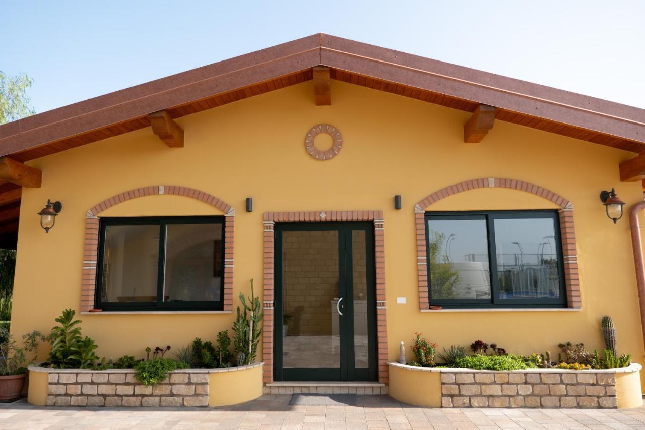 Agriturismo Casa Chiara Latina Zewnętrze zdjęcie